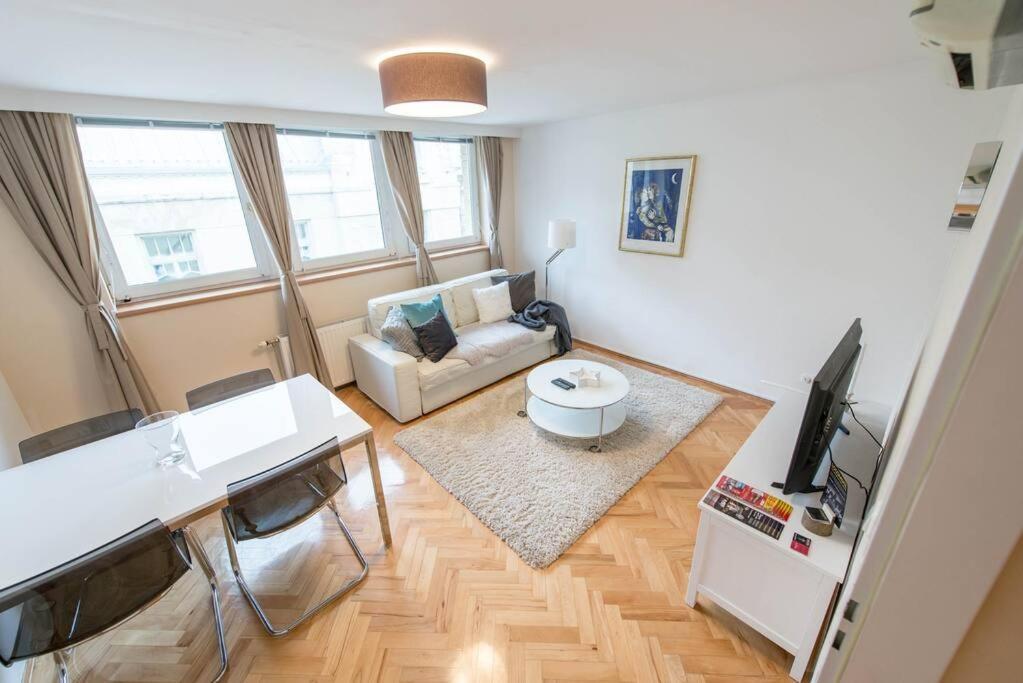Venus Apartments - Renate Budapest Eksteriør bilde